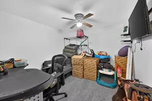 2049 S 72nd St, West Allis, WI 53219 - Photo 14