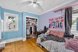 2049 S 72nd St, West Allis, WI 53219 - Photo 8
