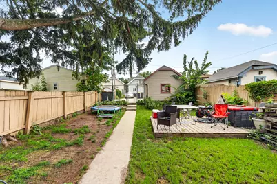 2049 S 72nd St, West Allis, WI 53219 - Photo 16