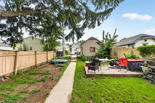 2049 S 72nd St, West Allis, WI 53219 - Photo 16