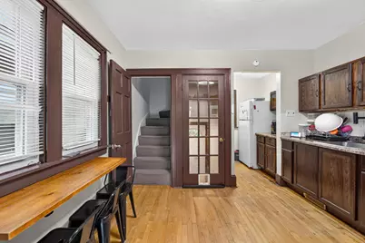2049 S 72nd St, West Allis, WI 53219 - Photo 6