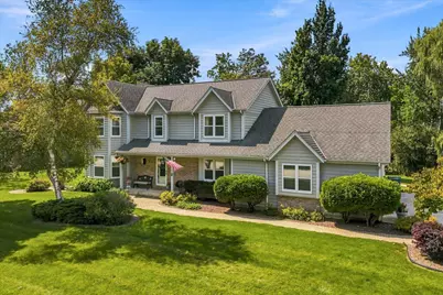 1323  Spinnaker Dr, Port Washington, WI 53074 - Photo 2
