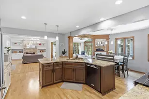 1323 Spinnaker Dr, Port Washington, WI 53074 - Photo 8
