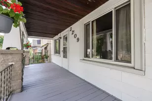 2209 S 63rd St, West Allis, WI 53219 - Photo 16