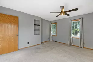 N78W15498 Old Gate Rd, Menomonee Falls, WI 53051 - Photo 20