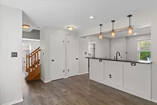 N78W15498 Old Gate Rd, Menomonee Falls, WI 53051 - Photo 6