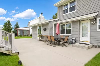 N78W15498  Old Gate Rd, Menomonee Falls, WI 53051 - Photo 2