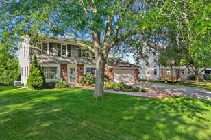 N78W15498 Old Gate Rd, Menomonee Falls, WI 53051 - Photo 36