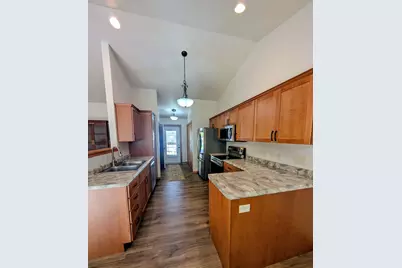 2645  Havenwood Dr #C, Oshkosh, WI 54904 - Photo 10