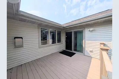 2645  Havenwood Dr #C, Oshkosh, WI 54904 - Photo 4