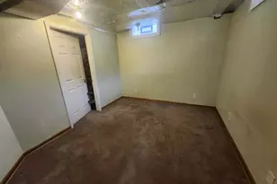 918 Oregon St, Racine, WI 53405 - Photo 18