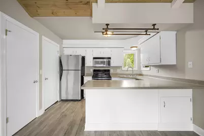 W249S7055  Sugar Maple Dr, Vernon, WI 53189 - Photo 6