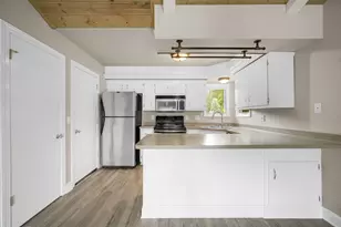 W249S7055 Sugar Maple Dr, Vernon, WI 53189 - Photo 6