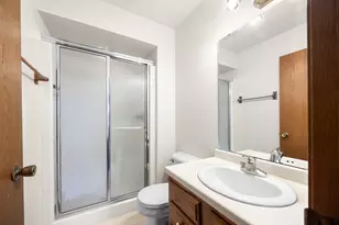 1426 Sunnydale Cir, West Bend, WI 53090 - Photo 26