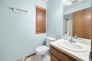 1426 Sunnydale Cir, West Bend, WI 53090 - Photo 16