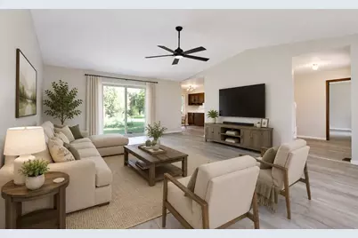 4600  Springbrook Rd, Pleasant Prairie, WI 53158 - Photo 6