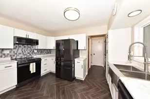 6100 W Hustis St, Milwaukee, WI 53223 - Photo 4