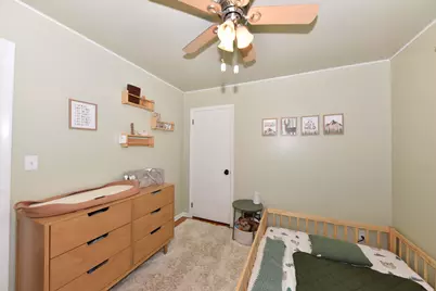 6100 W Hustis St, Milwaukee, WI 53223 - Photo 14