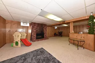 6100 W Hustis St, Milwaukee, WI 53223 - Photo 18