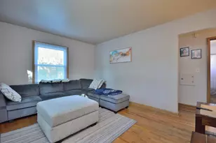 5010 W Euclid Ave, Milwaukee, WI 53219 - Photo 4