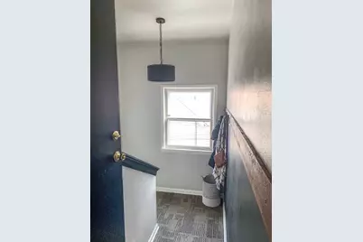 7705  Eagle St, Wauwatosa, WI 53213 - Photo 24