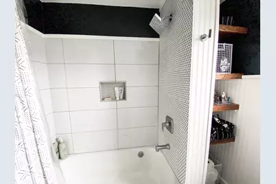 7705  Eagle St, Wauwatosa, WI 53213 - Photo 22