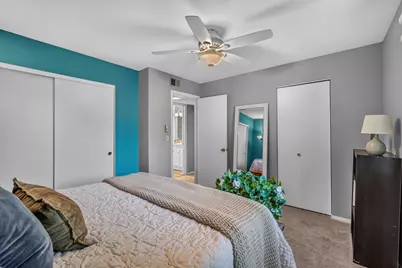W169N11526  Biscayne Dr, Germantown, WI 53022 - Photo 14