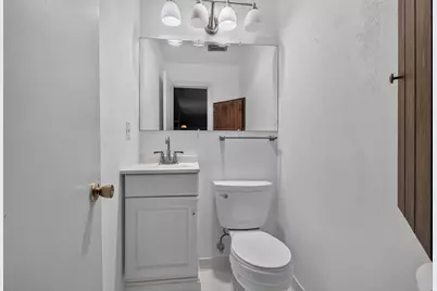 W169N11526  Biscayne Dr, Germantown, WI 53022 - Photo 12