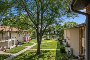 W169N11526 Biscayne Dr, Germantown, WI 53022 - Photo 2