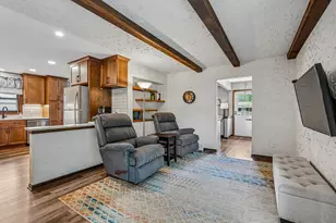1118 Dogwood Ln, Waukesha, WI 53189 - Photo 12