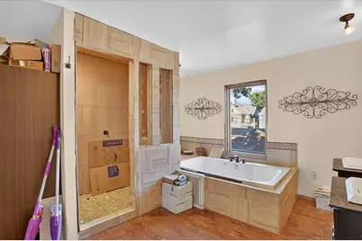 2342 N 2nd St, Milwaukee, WI 53212 - Photo 16
