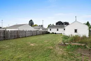 2517 13th St, Two Rivers, WI 54241 - Photo 22