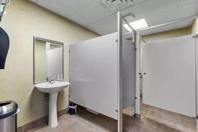 137 S Main St, West Bend, WI 53095 - Photo 24