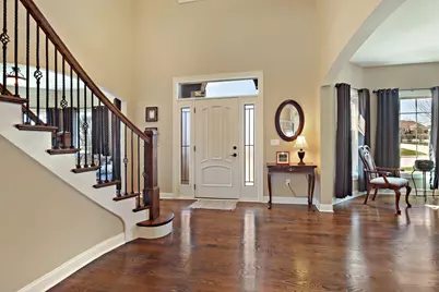 9665  Meadowdale Ln, Pleasant Prairie, WI 53158 - Photo 4