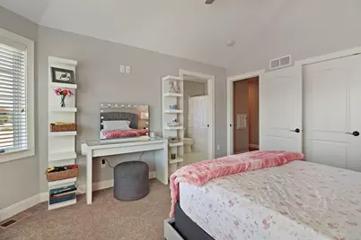 9665  Meadowdale Ln, Pleasant Prairie, WI 53158 - Photo 30