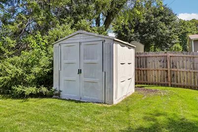 4376 S 84th St, Greenfield, WI 53228 - Photo 30
