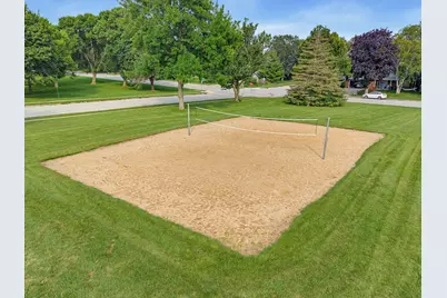 2721  Minot Ln, Waukesha, WI 53188 - Photo 44