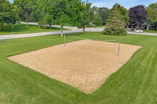 2721 Minot Ln, Waukesha, WI 53188 - Photo 44