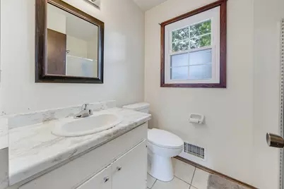 2721  Minot Ln, Waukesha, WI 53188 - Photo 14