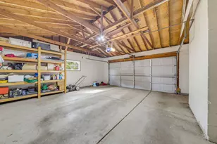 2721 Minot Ln, Waukesha, WI 53188 - Photo 32