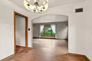 427 E Van Norman Ave, Milwaukee, WI 53207 - Photo 10