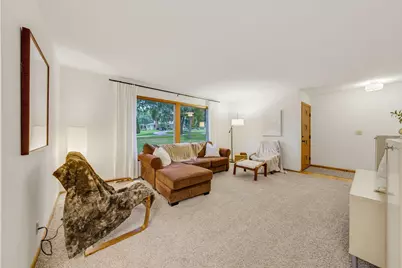 345 S Beaumont Ave, Brookfield, WI 53005 - Photo 14