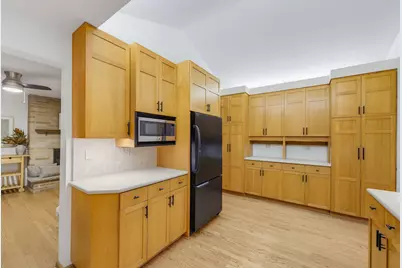 345 S Beaumont Ave, Brookfield, WI 53005 - Photo 6