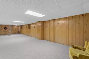 W222N2281 Glenwood Ln, Pewaukee, WI 53186 - Photo 36