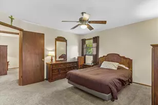 W222N2281 Glenwood Ln, Pewaukee, WI 53186 - Photo 26