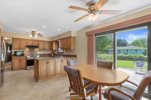 W222N2281 Glenwood Ln, Pewaukee, WI 53186 - Photo 10