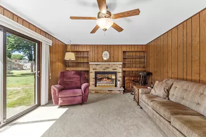 W222N2281  Glenwood Ln, Pewaukee, WI 53186 - Photo 24