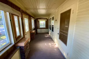 1002 N 16th St, Manitowoc, WI 54220 - Photo 6
