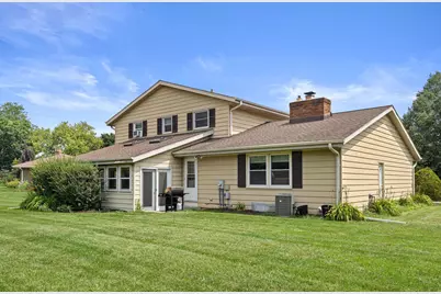 4008  Mallard Ln, Racine, WI 53405 - Photo 28