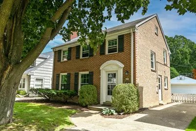 5264 N Kent Ave, Whitefish Bay, WI 53217 - Photo 6